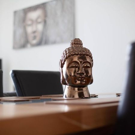 Serviced Apartment In Liverpool City Centre - Free Parking - Balcony - By Happy Days 외부 사진