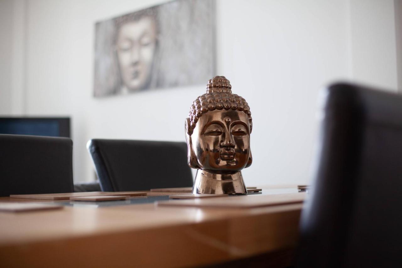 Serviced Apartment In Liverpool City Centre - Free Parking - Balcony - By Happy Days 외부 사진